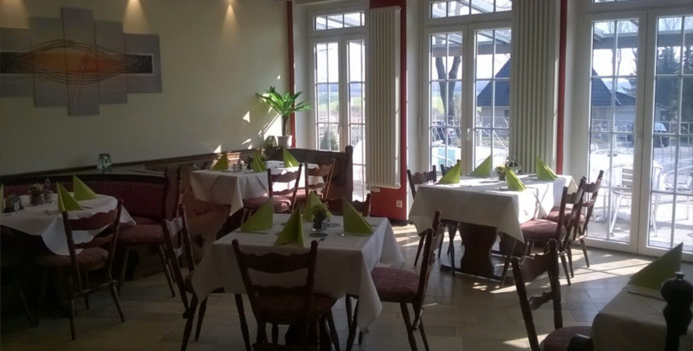 Hotel Restaurant Zum Jaegerheim Вендебург Экстерьер фото